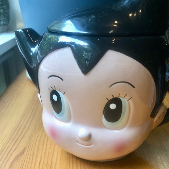 VINTAGE ASTRO BOY TEA POT Collectible - Picture 2 of 6